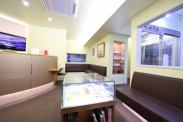受付と待合室です。